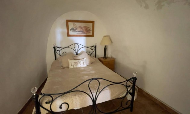 Herverkoop - Finca / Country Property -
Orihuela