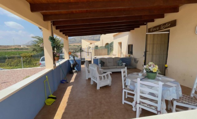 Herverkoop - Finca / Country Property -
Orihuela