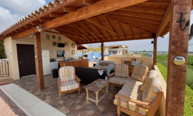 Herverkoop - Finca / Country Property -
Orihuela