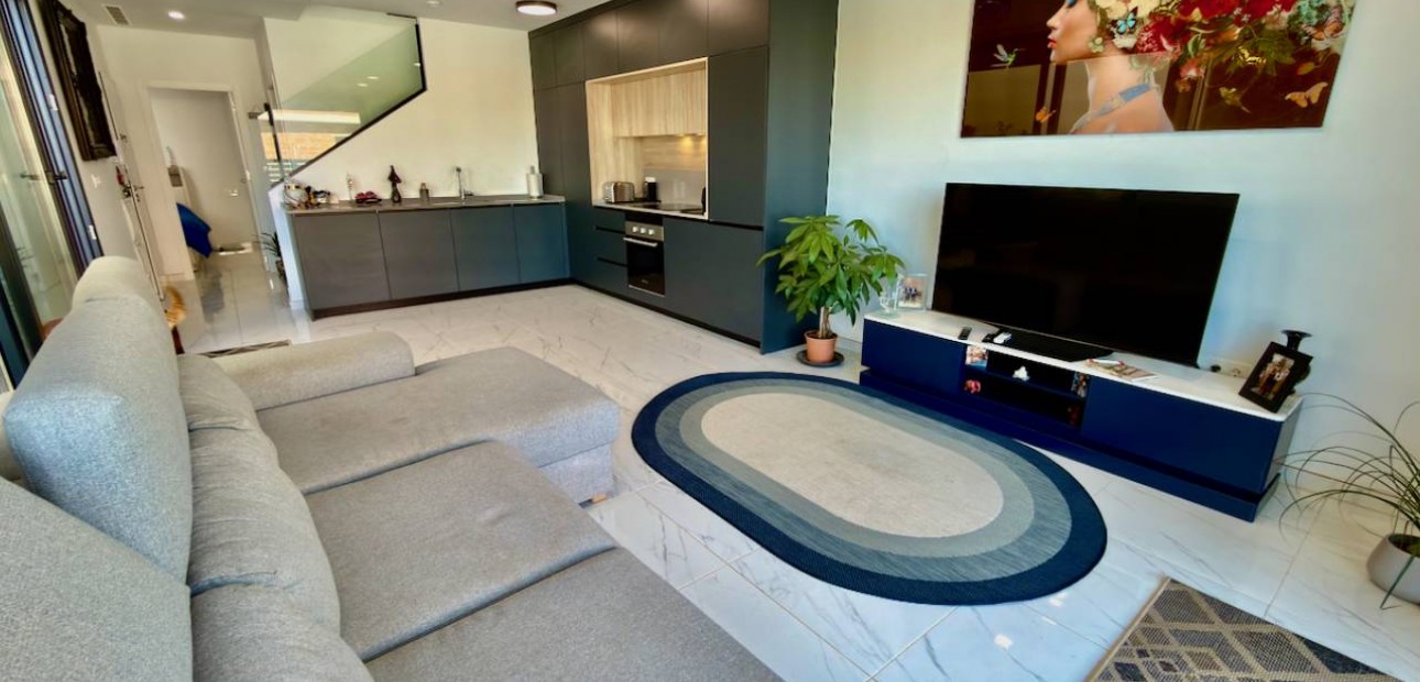 Herverkoop - Villa -
Los Montesinos - La herrada