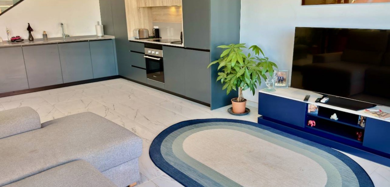 Herverkoop - Villa -
Los Montesinos - La herrada