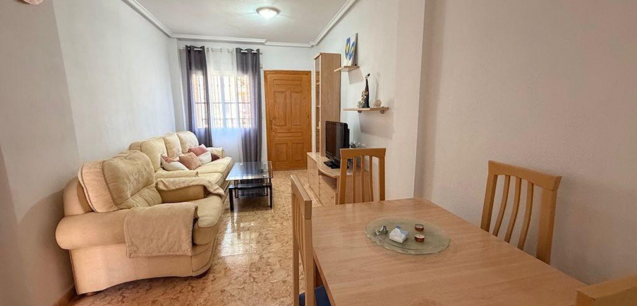 Herverkoop - Bungalow -
Orihuela Costa - Las Filipinas