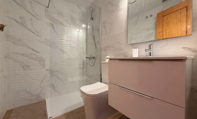 Herverkoop - Bungalow -
Orihuela Costa - Las Filipinas