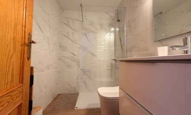 Herverkoop - Bungalow -
Orihuela Costa - Las Filipinas