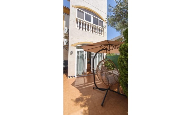 Herverkoop - Terraced house -
Guardamar del Segura - El Edén - Los Estaños