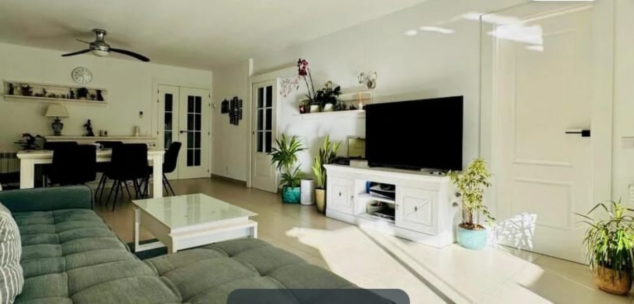 Venta - Apartamento / piso -
Cala Vinyes - Calvià