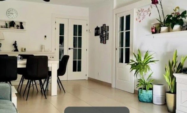 Venta - Apartamento / piso -
Cala Vinyes - Calvià