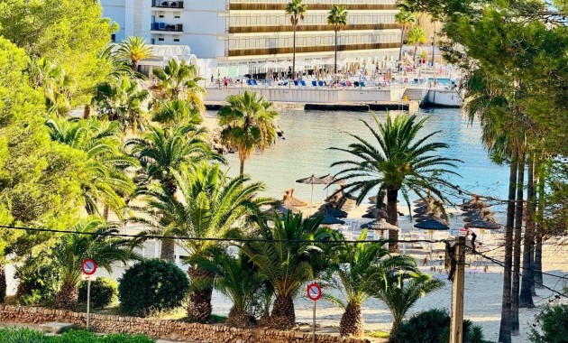 Venta - Apartamento / piso -
Cala Vinyes - Calvià