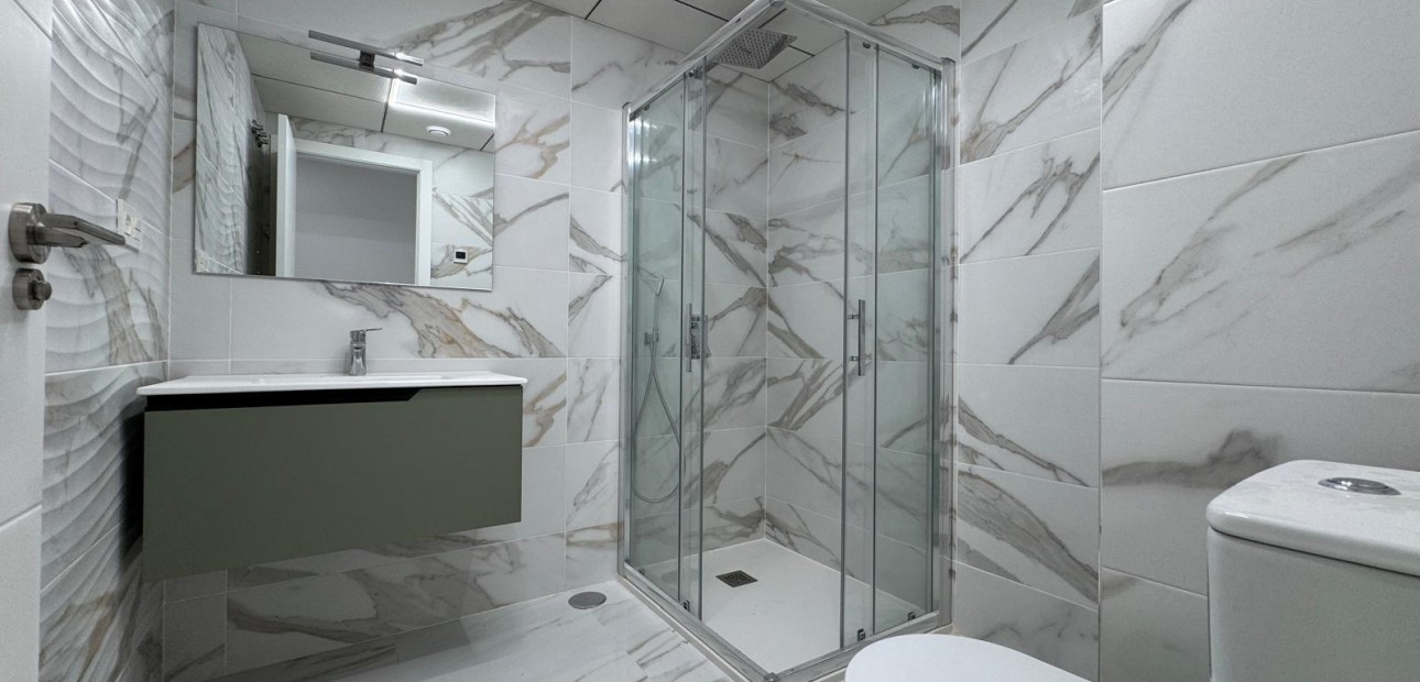 Herverkoop - Appartement / flat -
Torrevieja - Centro