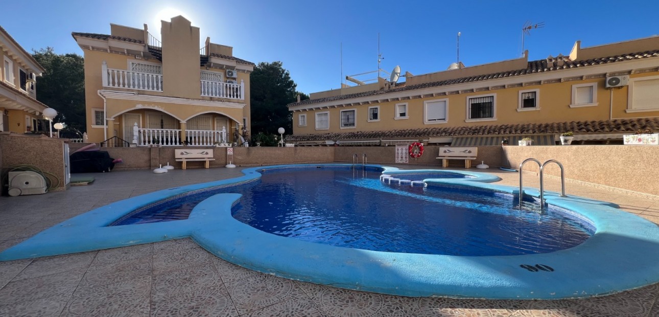 Sale - Townhouse -
Algorfa - Montemar