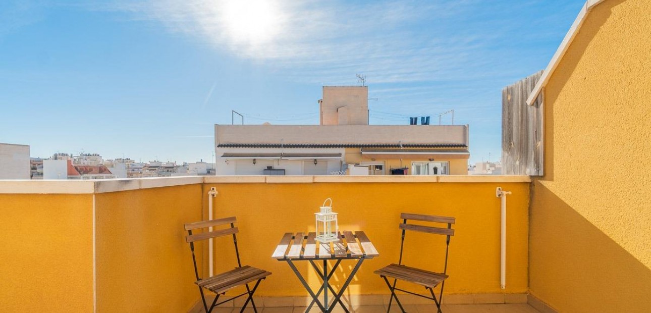Herverkoop - Penthouse -
Torrevieja - Centro