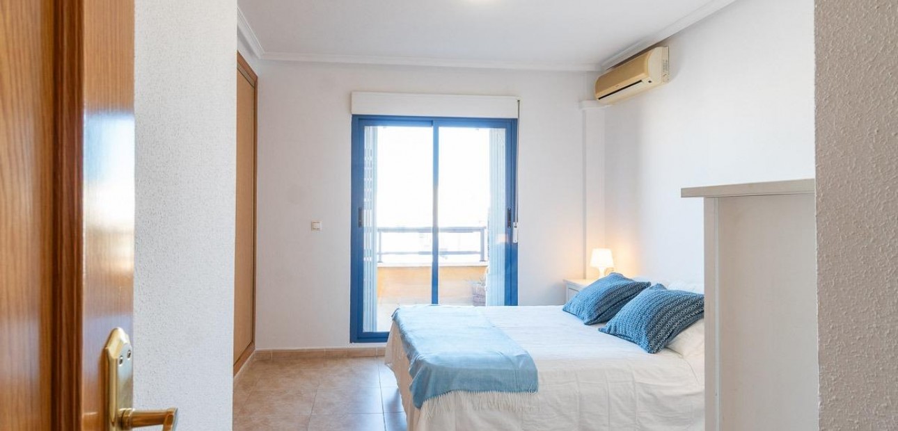 Herverkoop - Penthouse -
Torrevieja - Centro