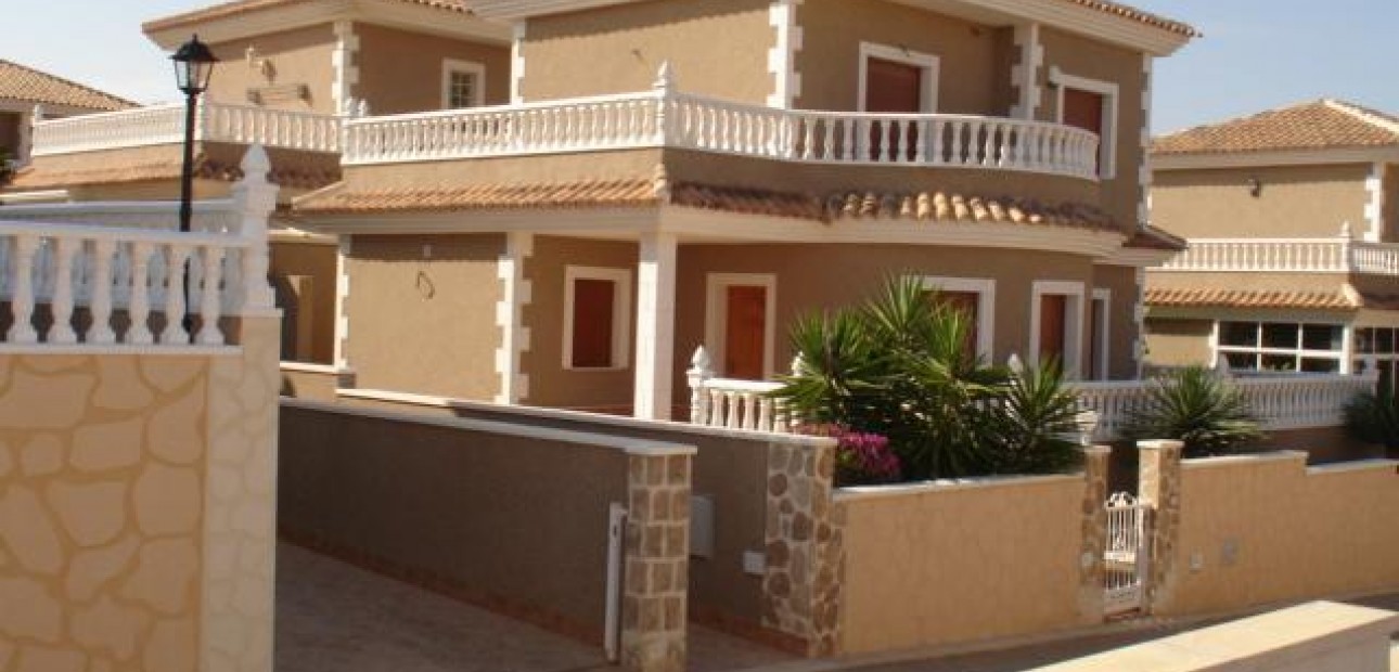 Nieuwbouw - Villa -
Los Altos