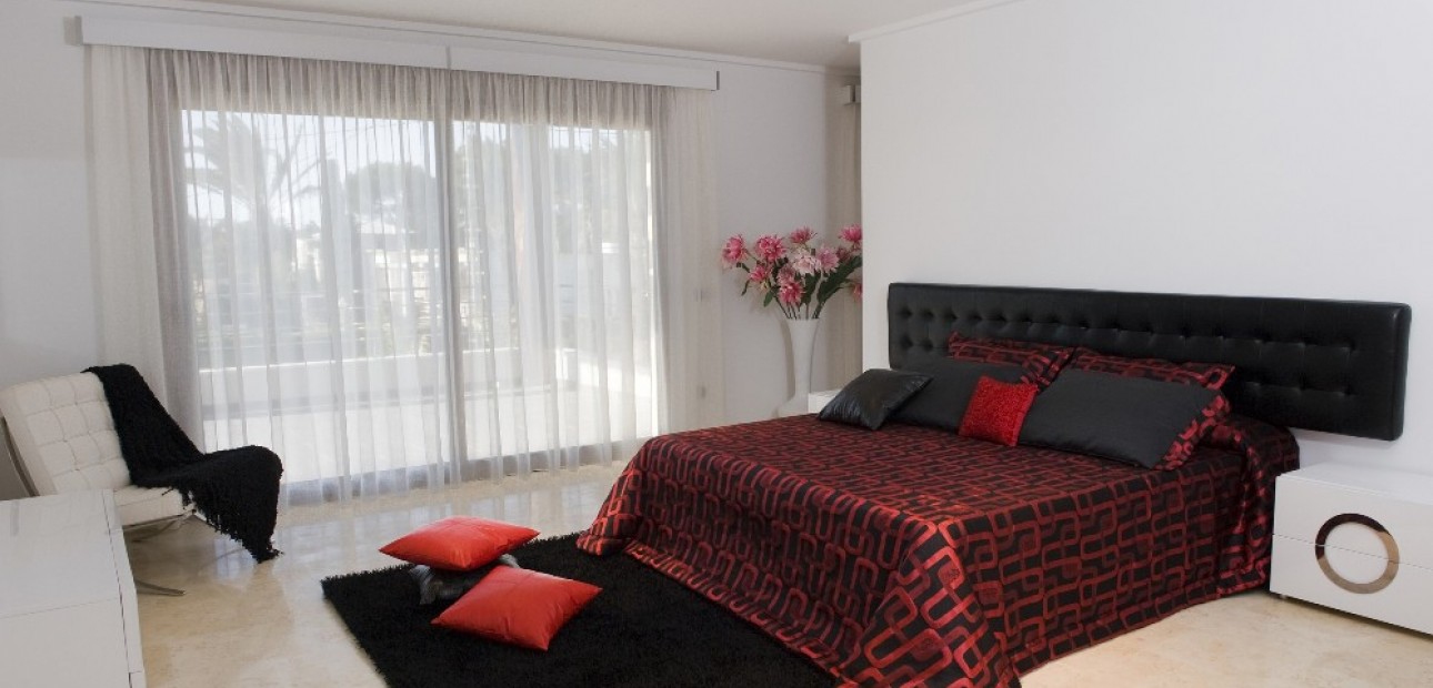 Venta - Villa -
Cabo Roig