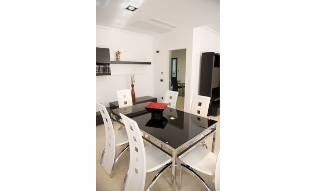 Venta - Villa -
Cabo Roig