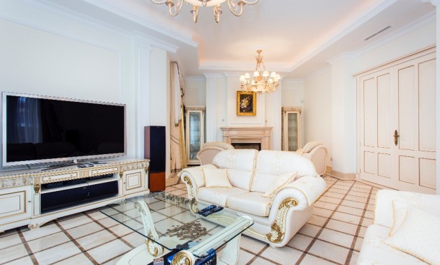 Herverkoop - Villa -
Cabo Roig