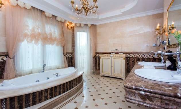 Herverkoop - Villa -
Cabo Roig