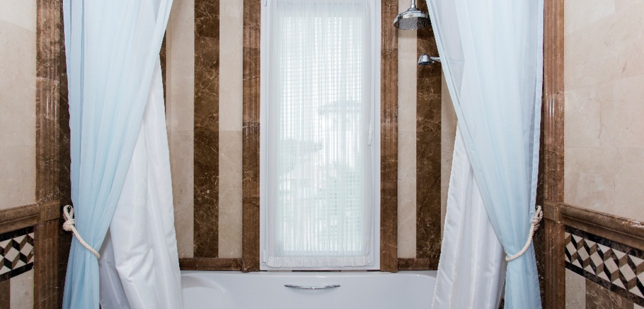 Herverkoop - Villa -
Cabo Roig