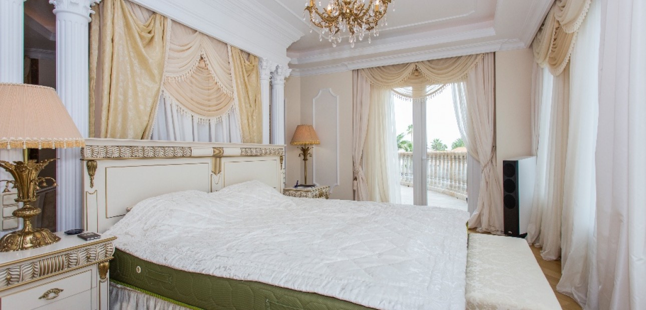 Herverkoop - Villa -
Cabo Roig