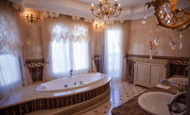 Herverkoop - Villa -
Cabo Roig