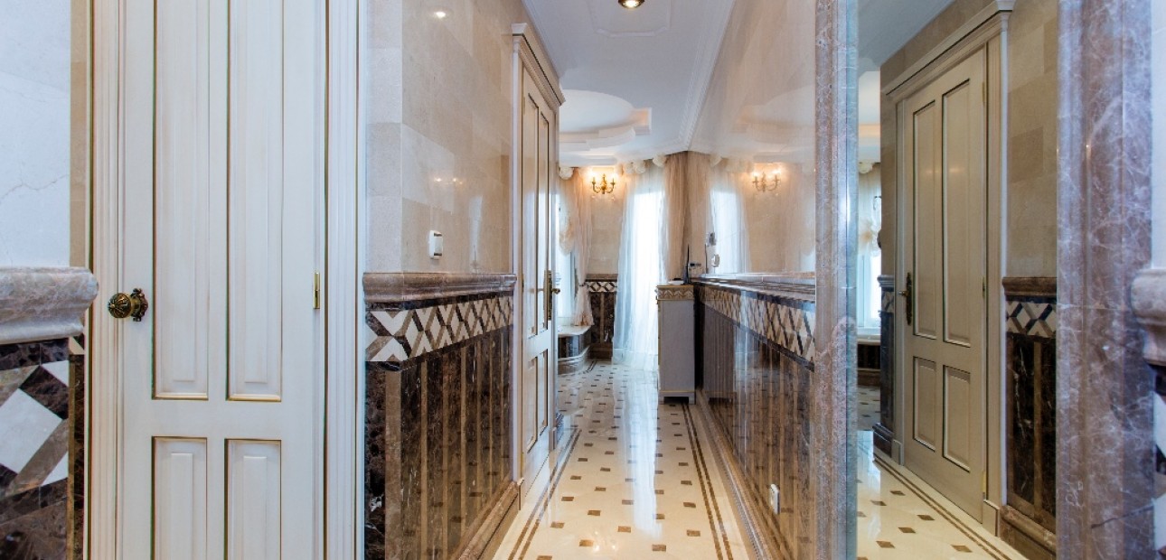 Herverkoop - Villa -
Cabo Roig