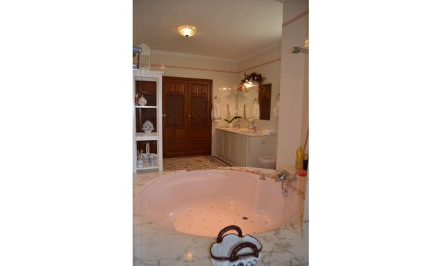 Herverkoop - Villa -
Dehesa de Campoamor