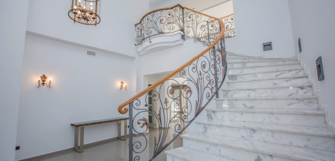 Herverkoop - Villa -
Cabo Roig