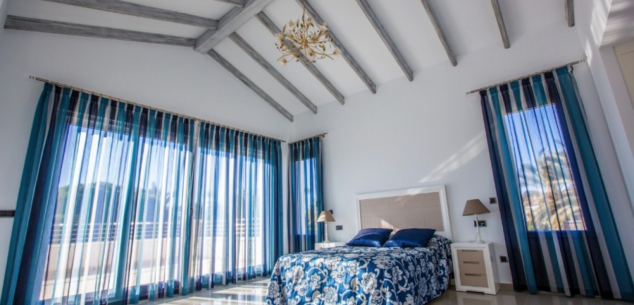 Herverkoop - Villa -
Cabo Roig