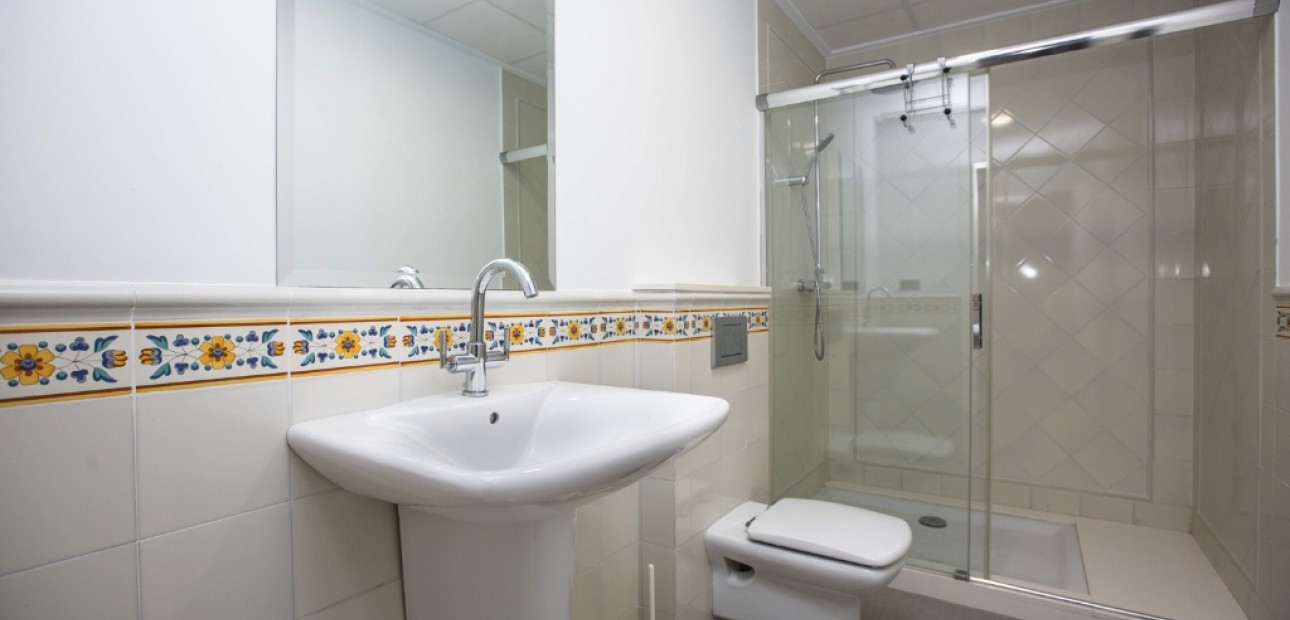 Herverkoop - Villa -
Cabo Roig