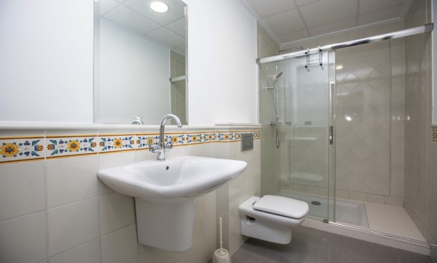 Herverkoop - Villa -
Cabo Roig