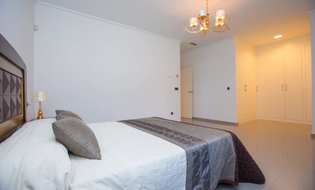 Herverkoop - Villa -
Cabo Roig