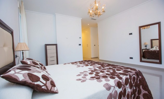 Herverkoop - Villa -
Cabo Roig