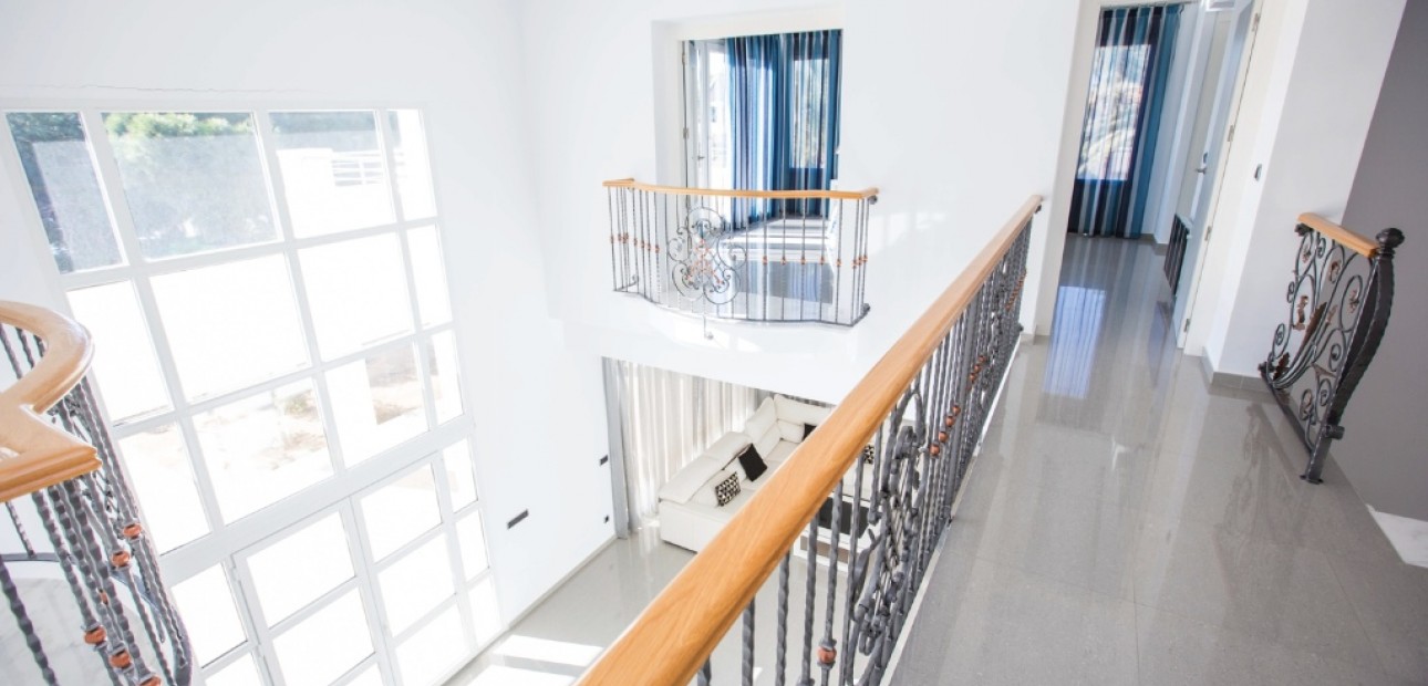 Herverkoop - Villa -
Cabo Roig