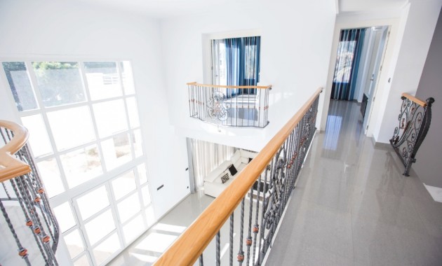 Herverkoop - Villa -
Cabo Roig