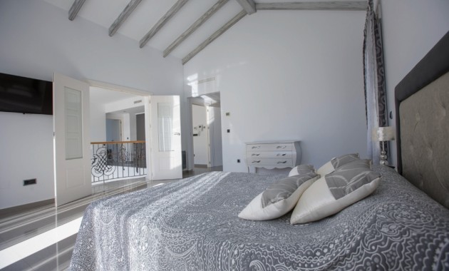 Herverkoop - Villa -
Cabo Roig