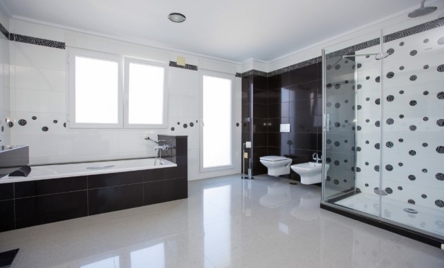 Herverkoop - Villa -
Cabo Roig