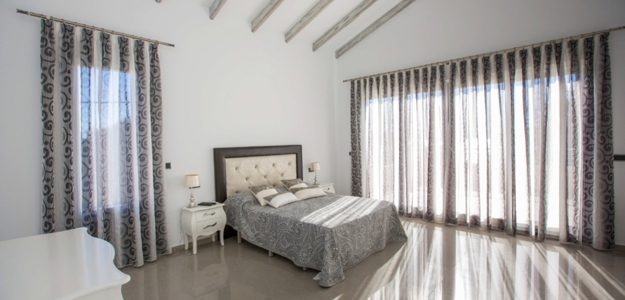 Herverkoop - Villa -
Cabo Roig