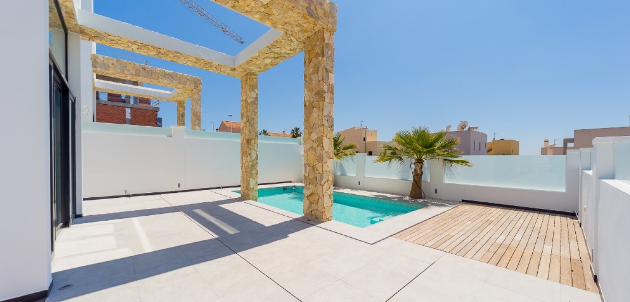 Nueva construcción  - Villa -
La Mata