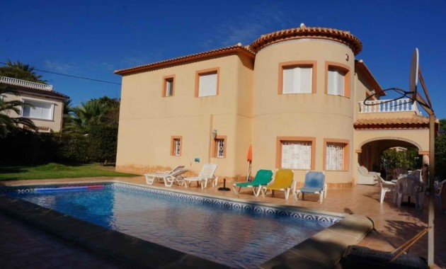 Venta - Villa -
Cabo Roig