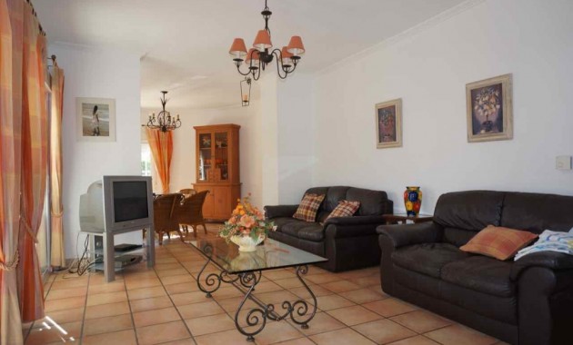 Venta - Villa -
Cabo Roig