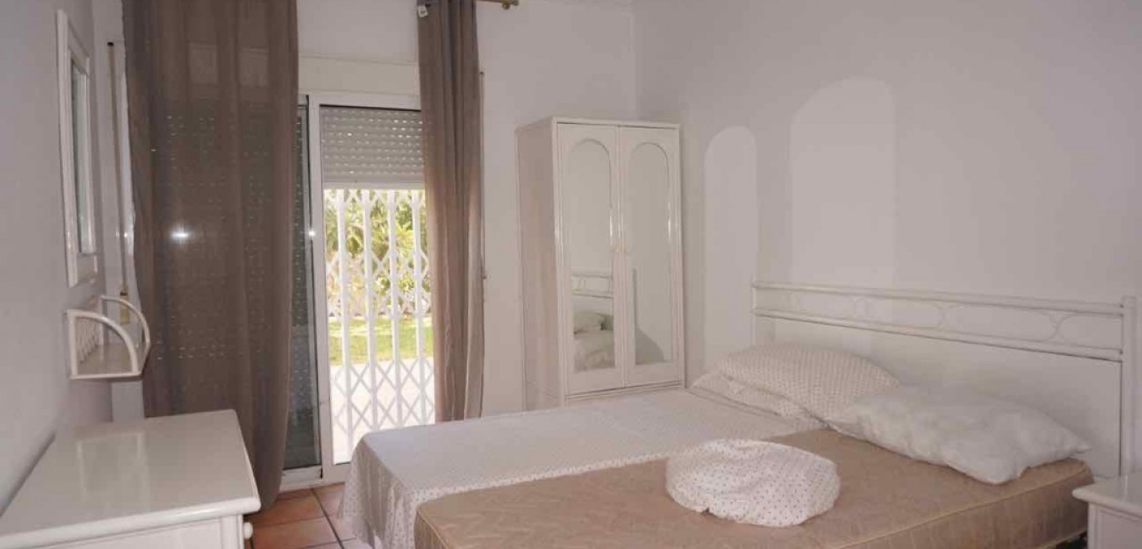 Venta - Villa -
Cabo Roig