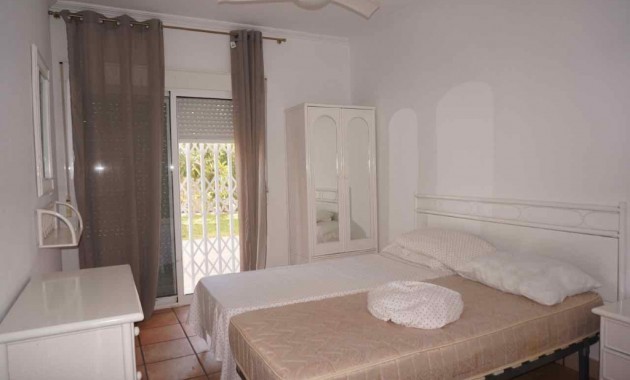 Venta - Villa -
Cabo Roig