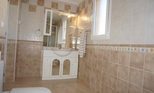 Venta - Villa -
Cabo Roig