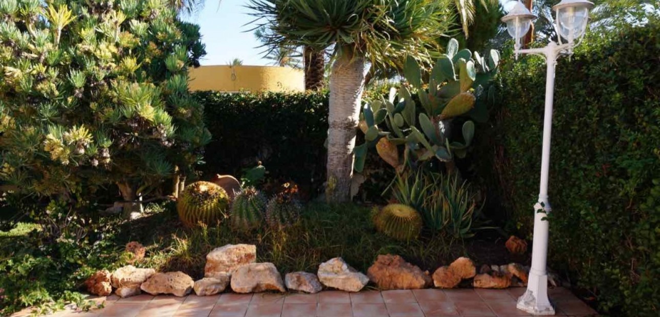 Venta - Villa -
Cabo Roig