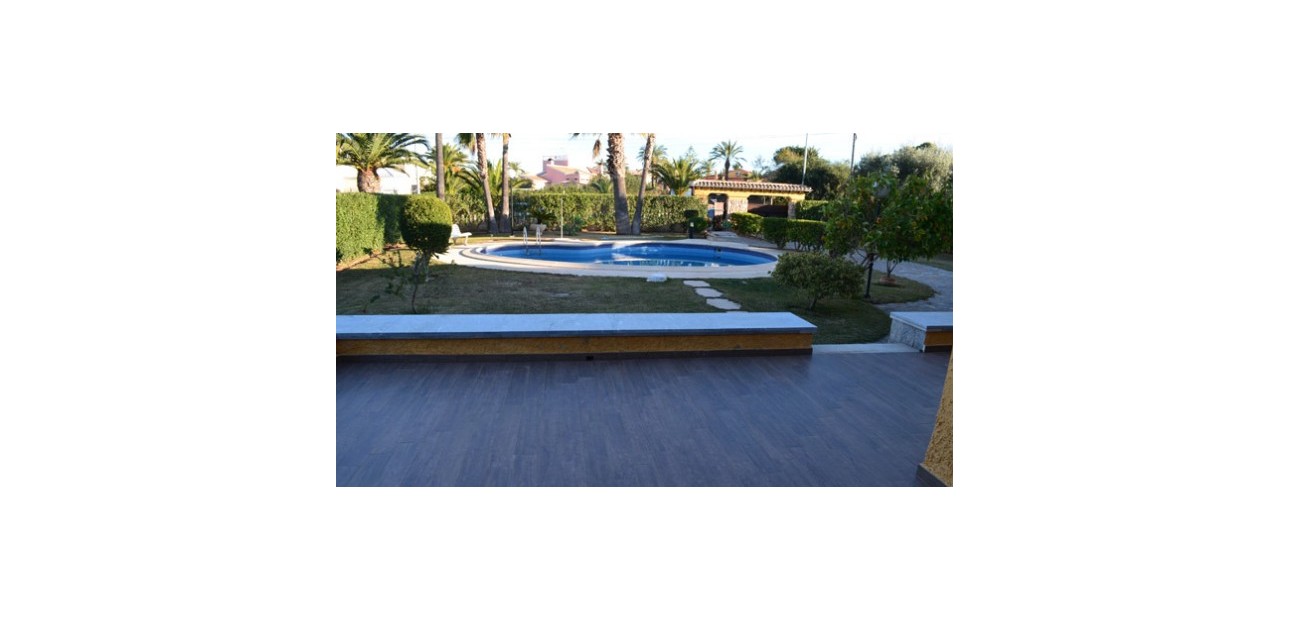 Sale - Villa -
Cabo Roig