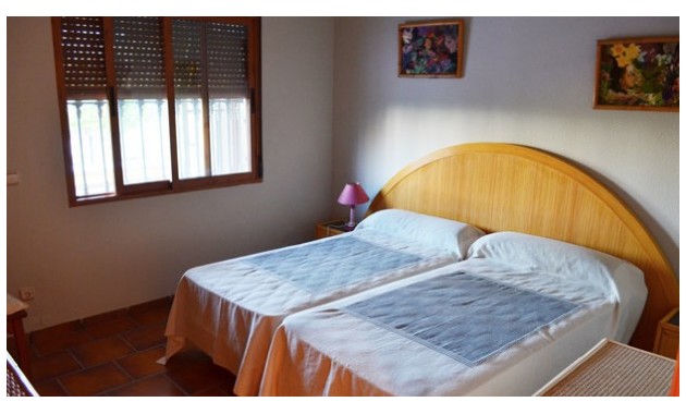 Sale - Villa -
Cabo Roig