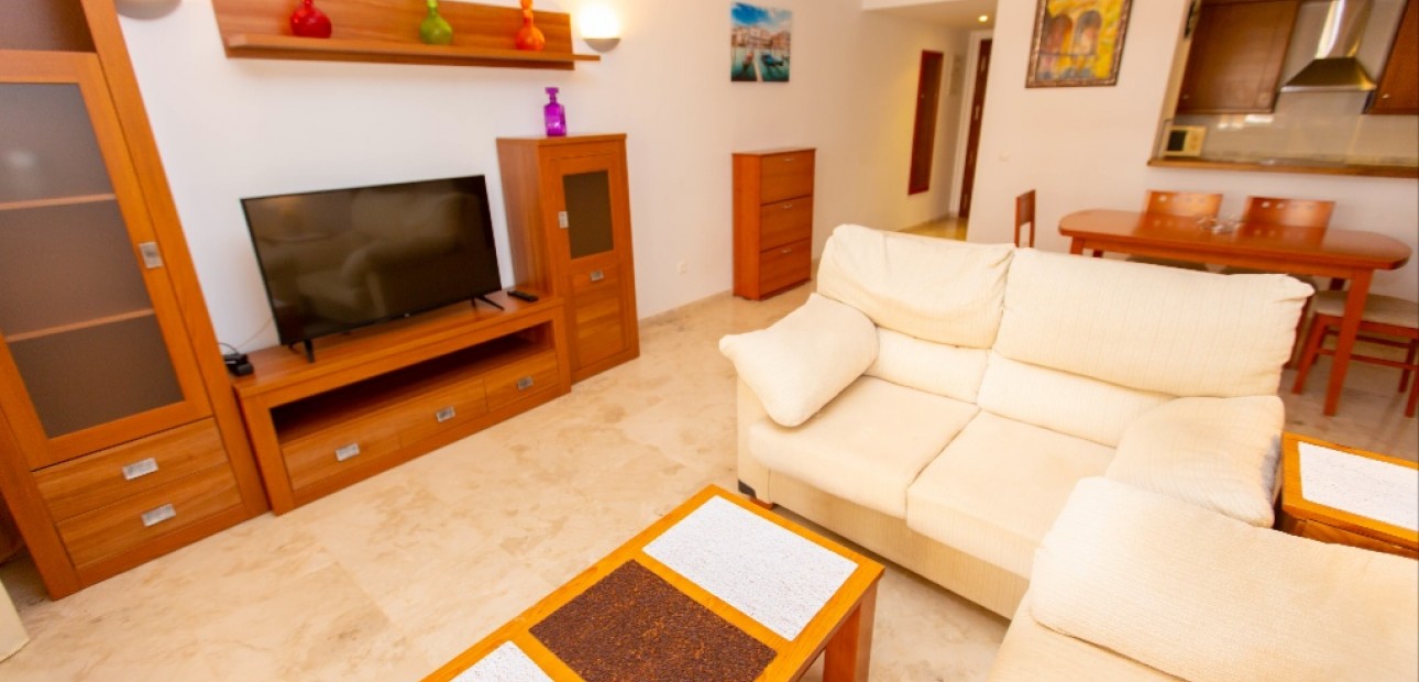 Alquiler a corto plazo - Apartamento / piso -
Punta Prima - La Recoleta