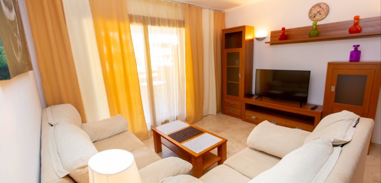 Alquiler a corto plazo - Apartamento / piso -
Punta Prima - La Recoleta