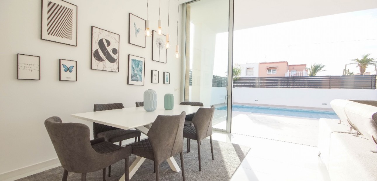 Nieuwbouw - Villa -
Torrevieja