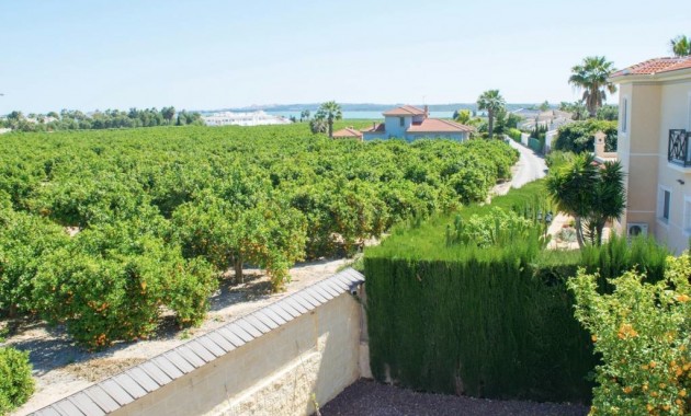 Herverkoop - Villa -
Ciudad Quesada